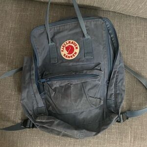Fjallraven kanken backpack blue